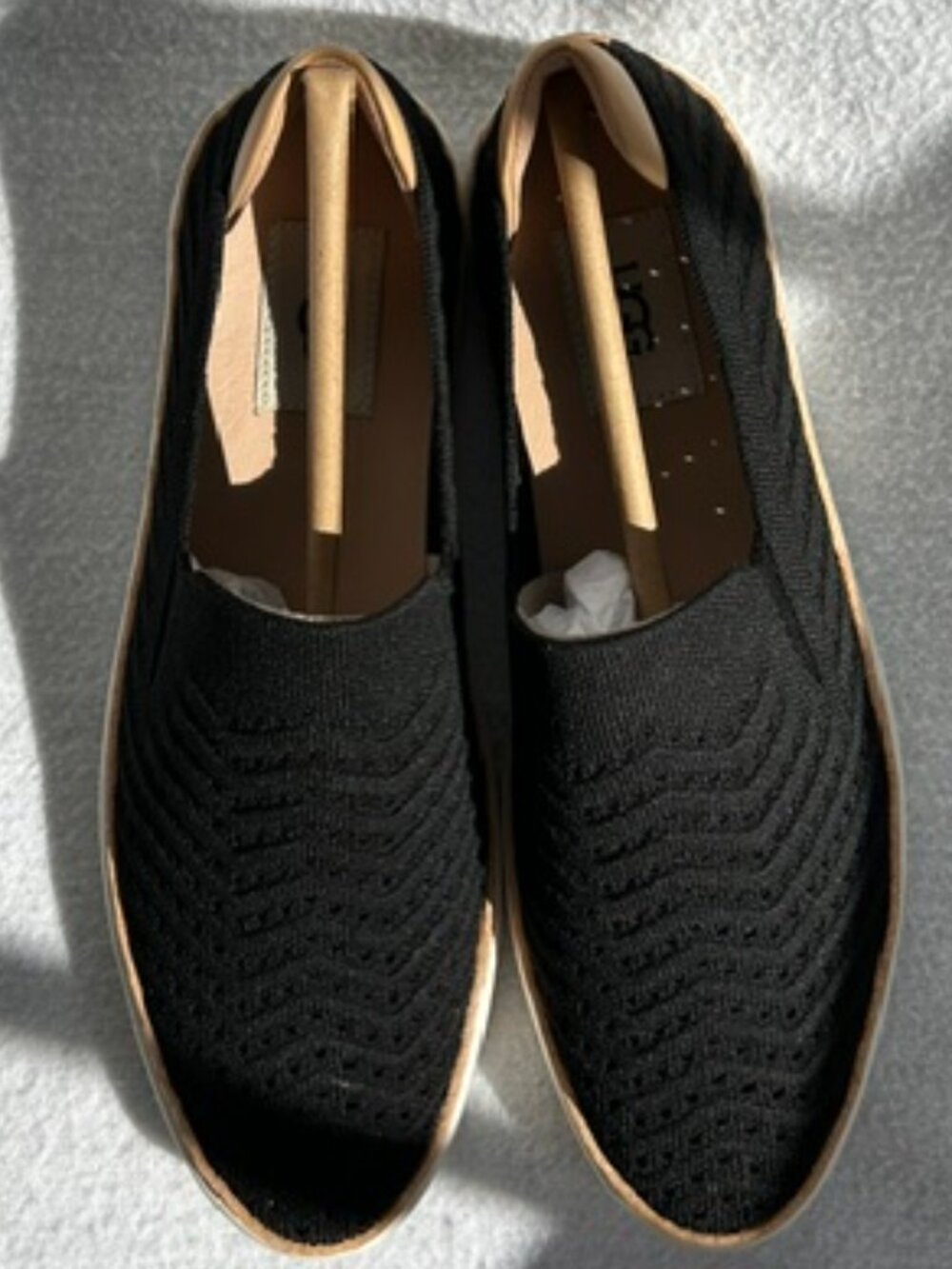 UGG Sammy Chevron Black Knit Slip-On Sneakers 8 NIB - Picture 2 of 8